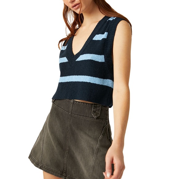 Free People Tops - Free People Santa Monica V-Neck Sweater Vest